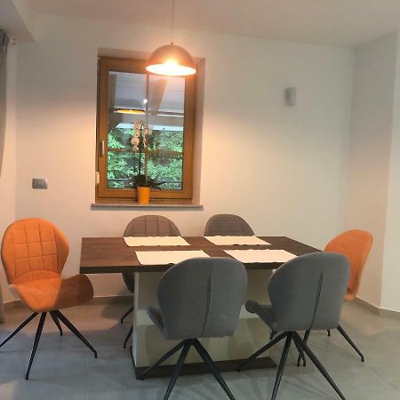 Apartmani Izvor - טוהליסקה טופליצה מראה חיצוני תמונה