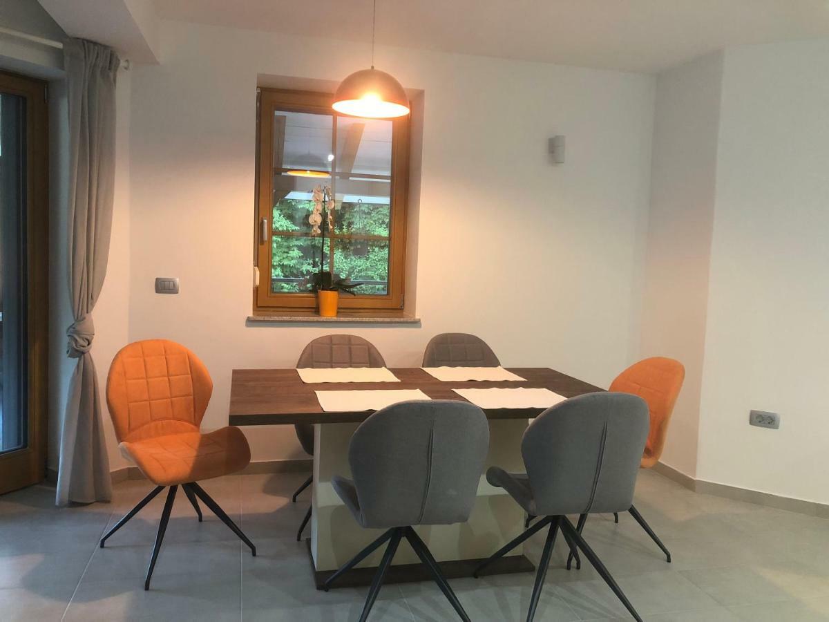 Apartmani Izvor - טוהליסקה טופליצה מראה חיצוני תמונה