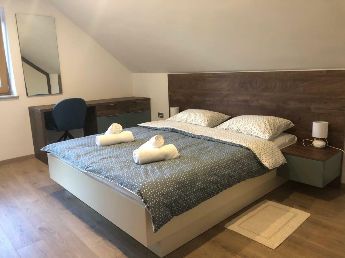Apartmani Izvor - טוהליסקה טופליצה מראה חיצוני תמונה