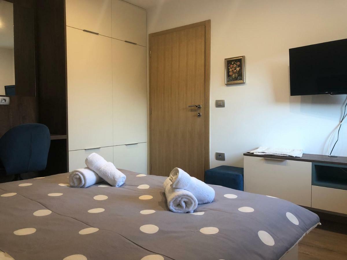 Apartmani Izvor - טוהליסקה טופליצה מראה חיצוני תמונה