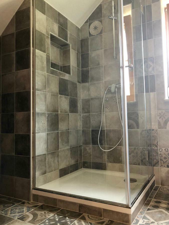 Apartmani Izvor - טוהליסקה טופליצה מראה חיצוני תמונה