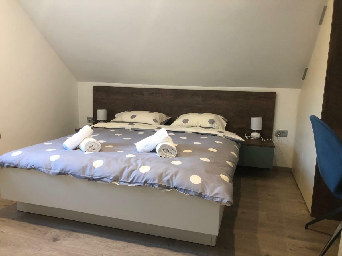 Apartmani Izvor - טוהליסקה טופליצה מראה חיצוני תמונה