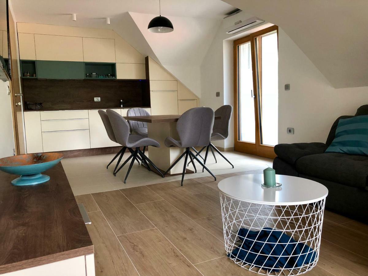 Apartmani Izvor - טוהליסקה טופליצה מראה חיצוני תמונה