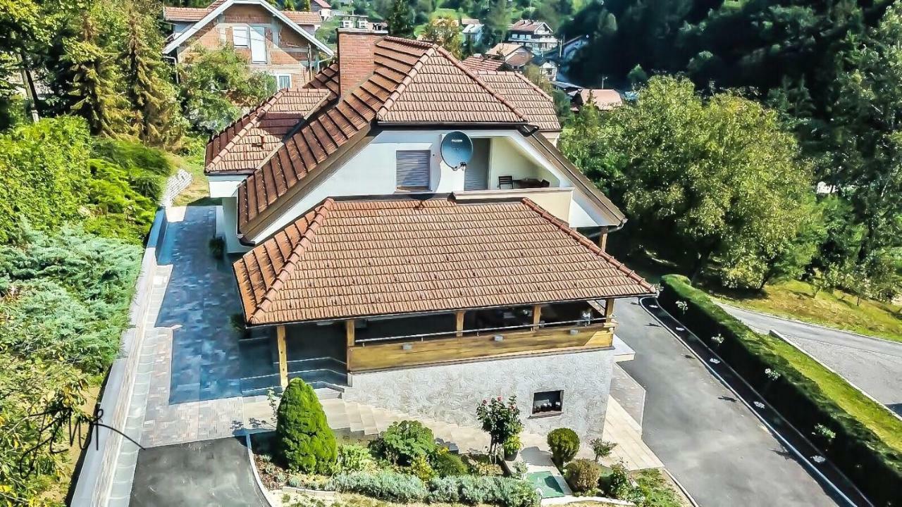 Apartmani Izvor - טוהליסקה טופליצה מראה חיצוני תמונה